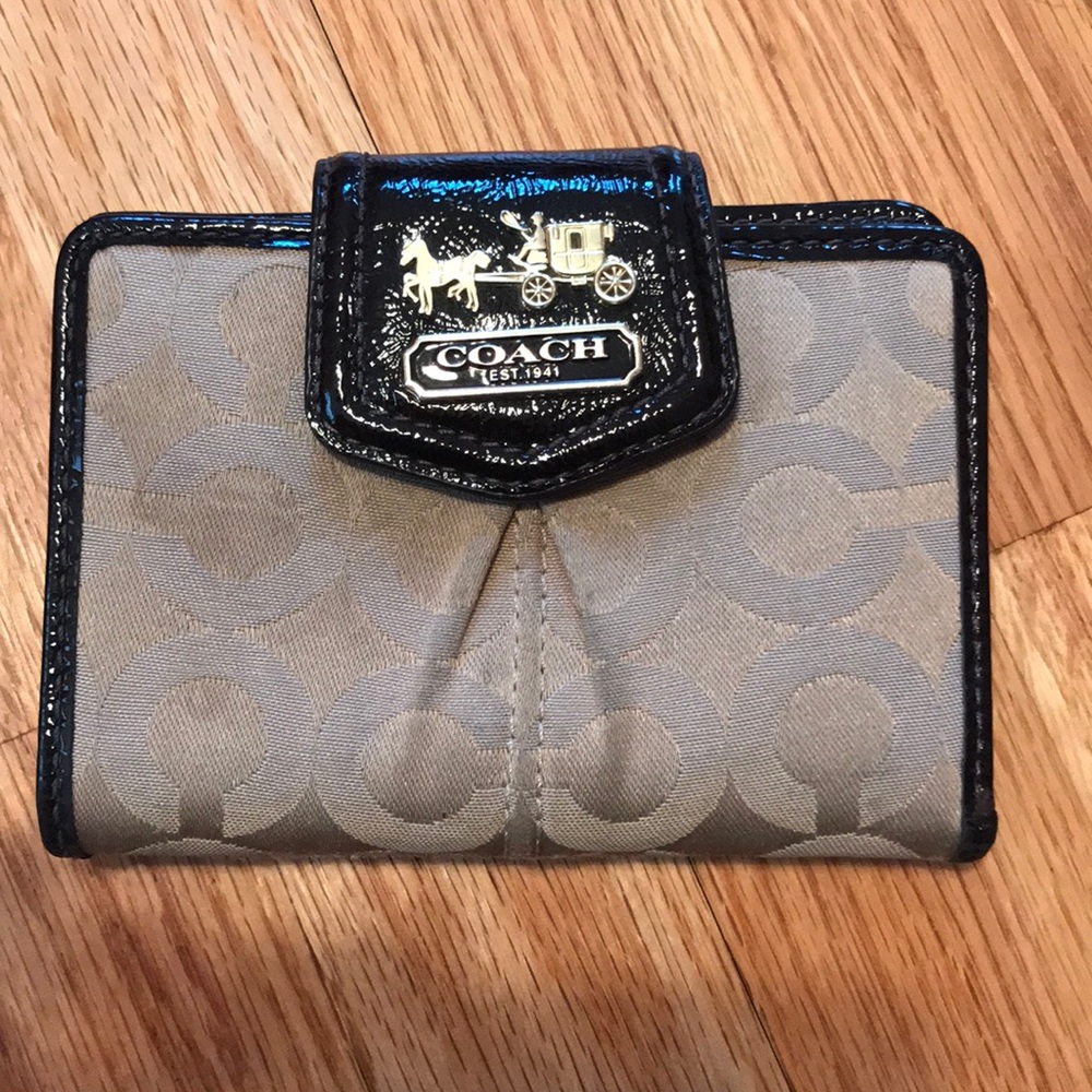 Coach wallet